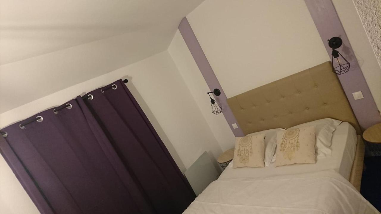 Hotel Les Deux Porches Verrieres  Ngoại thất bức ảnh
