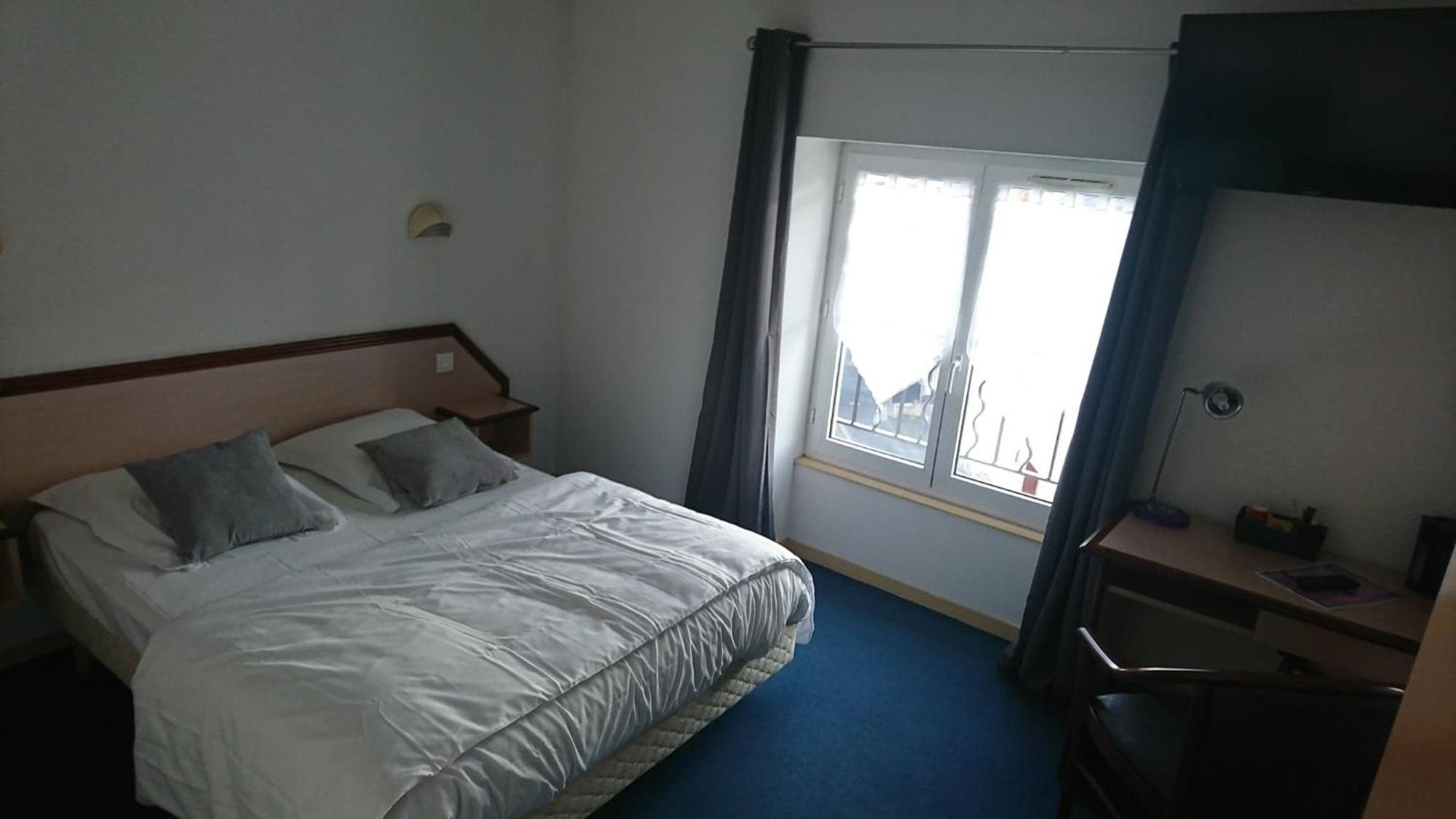Hotel Les Deux Porches Verrieres  Ngoại thất bức ảnh